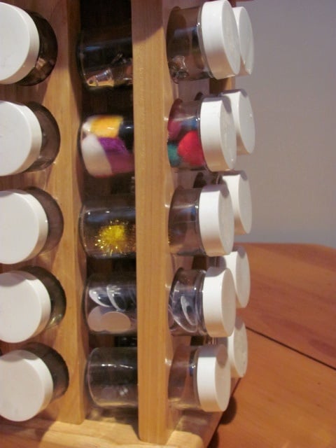 Craft Spice Rack from Mommymoment.ca